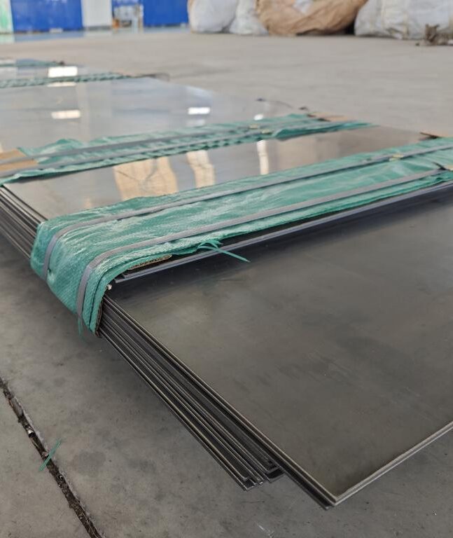 Nickel alloy round bar stock - Inconel Hastelloy superalloy bars from Baoya Alloy